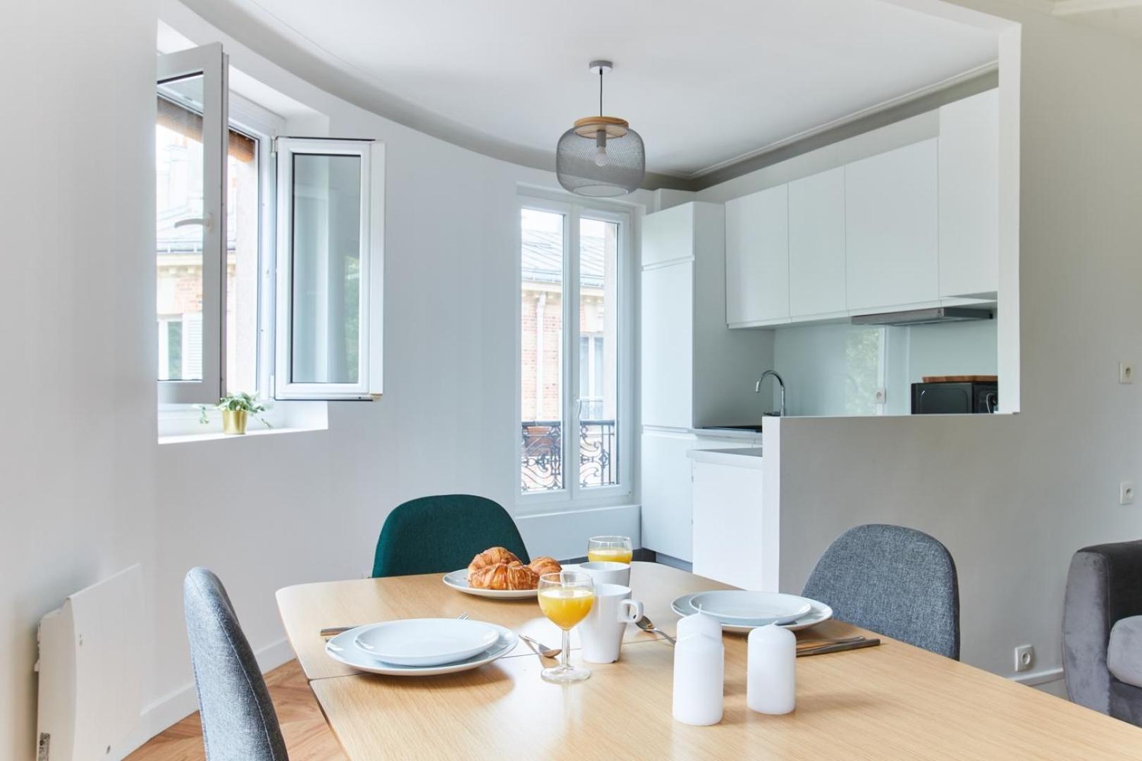 Bnbnook - Bright 1br Near Montmartre & Sacre-coeur * Parijs